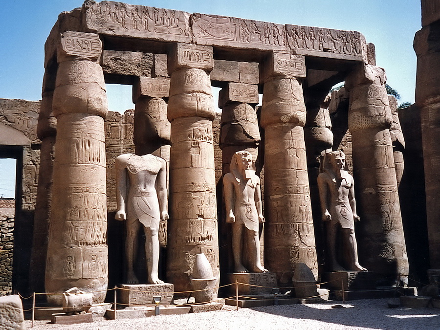 Luxor - Temple There are 2 enormous temples on the eastbank of Luxor. One of them is the temple of Luxor with some brilliant obelisks and the square in honour of Ramses II, The other one is the temple of Karnak. Stefan Cruysberghs